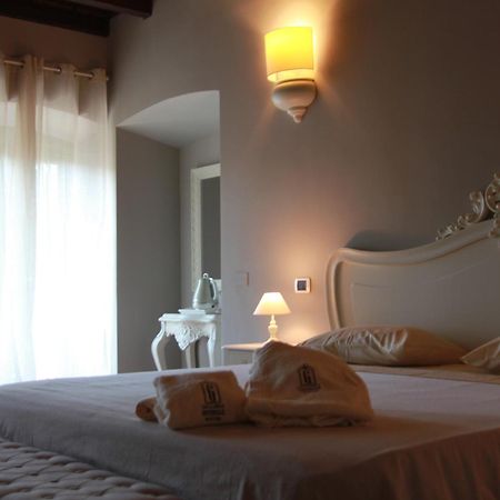 Galleria Imperiale Relais De Charme Sarnico Bagian luar foto