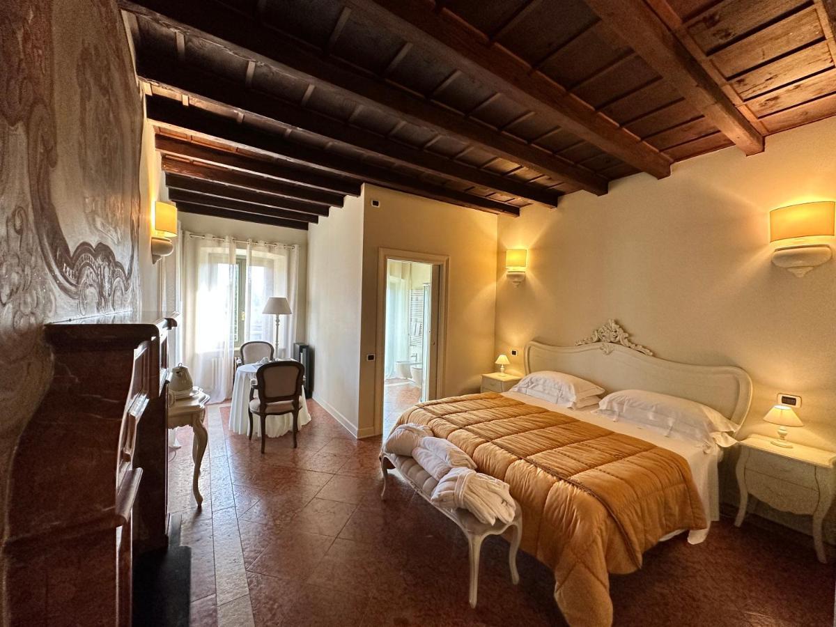 Galleria Imperiale Relais De Charme Sarnico Bagian luar foto